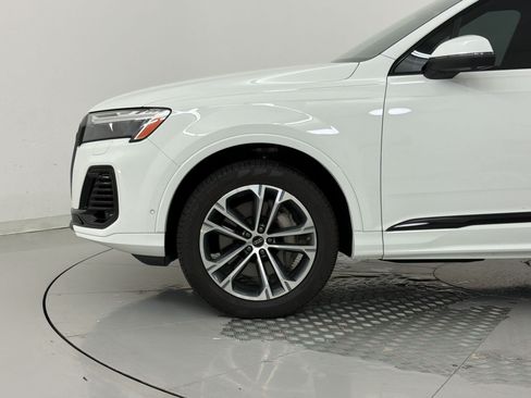 Certified 2026 Audi Q7 3.0T Premium w/ Convenience Plus Package AWD/4WD image 23