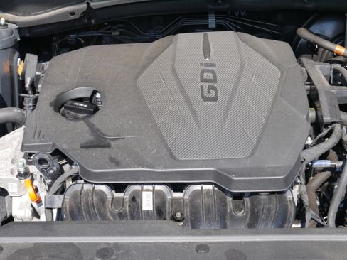 Certified 2024 Kia Sportage LX image 10