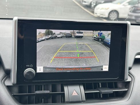 Used 2023 Toyota RAV4 XLE image 5