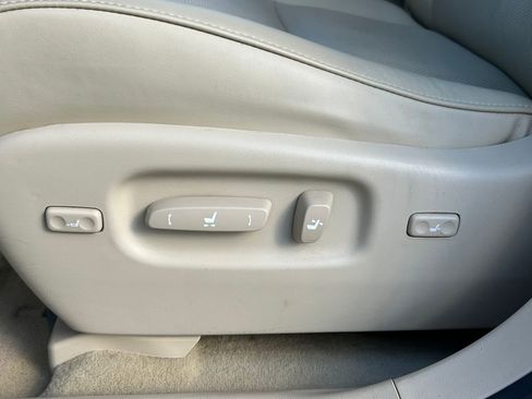 Used 2010 Lexus RX 350 2WD image 16