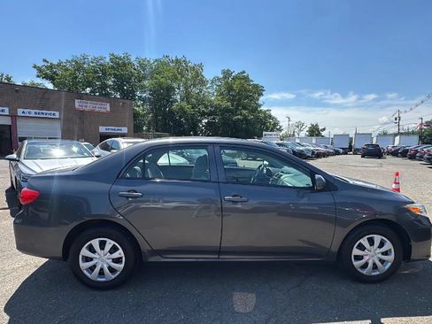 Used 2013 Toyota Corolla L FWD image 4