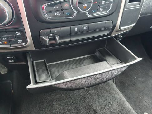 Used 2017 RAM 1500 Big Horn AWD/4WD image 31