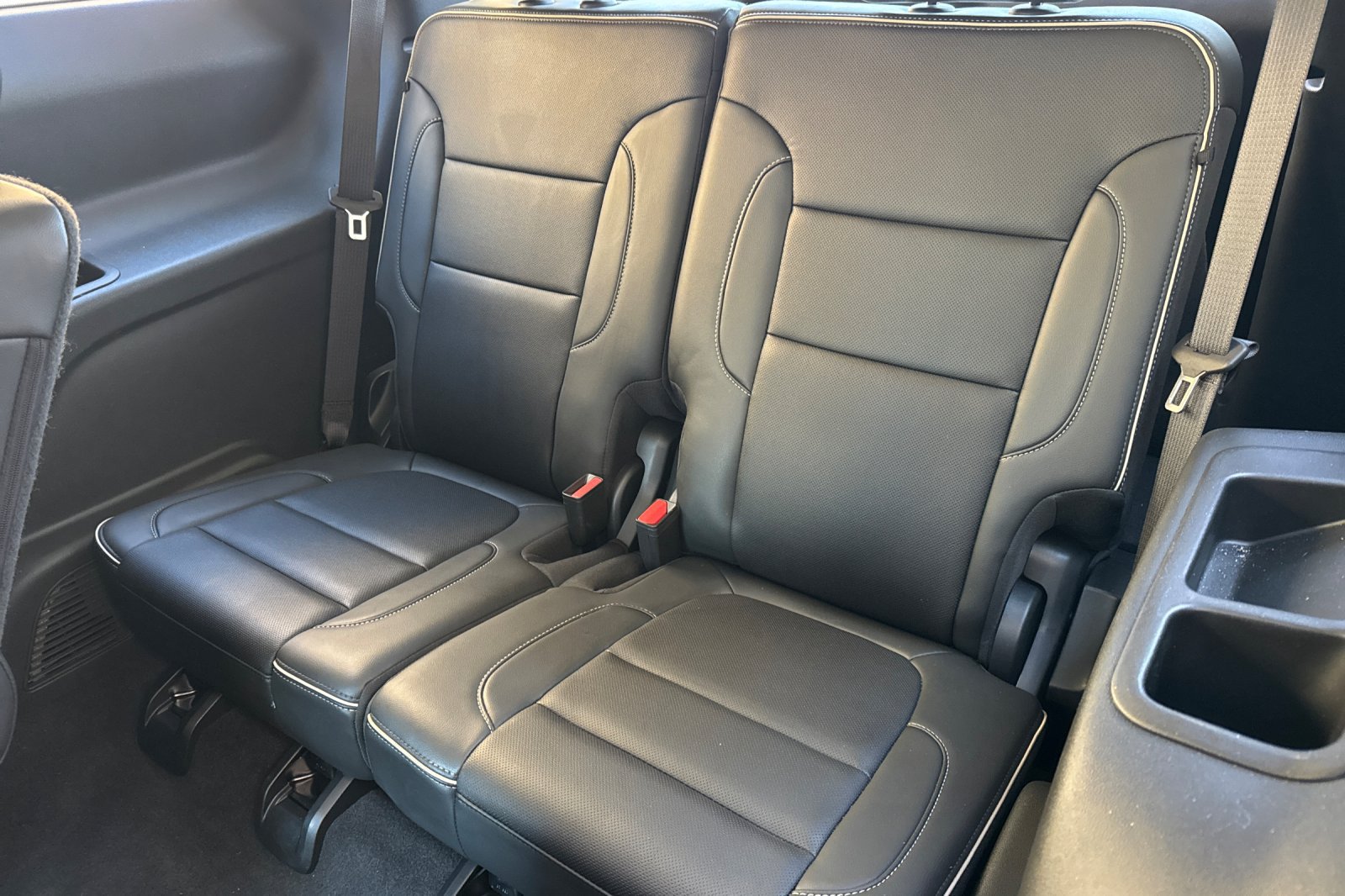 Used 2023 GMC Acadia Denali FWD image 16