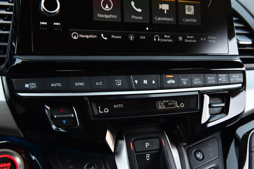 Certified 2026 Honda Odyssey Touring image 16