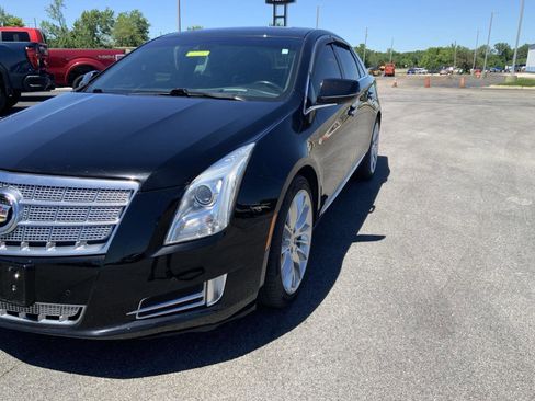 Used 2013 Cadillac XTS Platinum AWD/4WD image 11