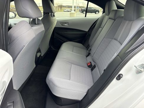 Used 2025 Toyota Corolla SE image 21