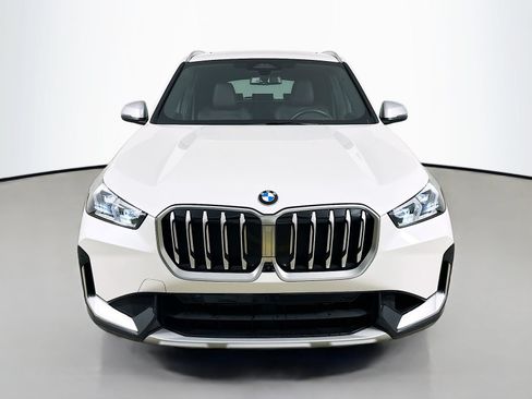 Used 2023 BMW X1 xDrive28i w/ Premium Package AWD/4WD image 2