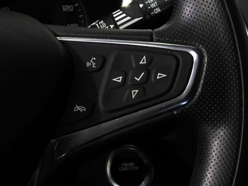 Used 2020 Chevrolet Equinox LT image 42