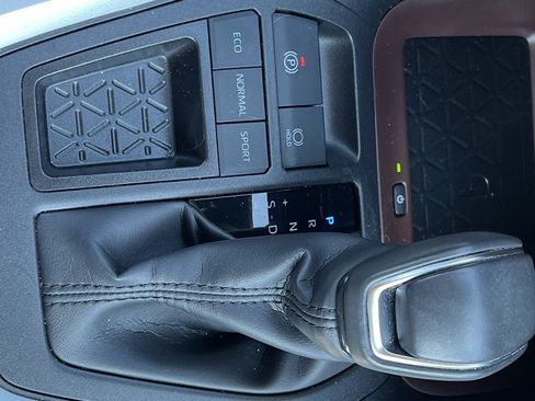 Used 2025 Toyota RAV4 Limited w/ Advanced Technology Package FWD image 26