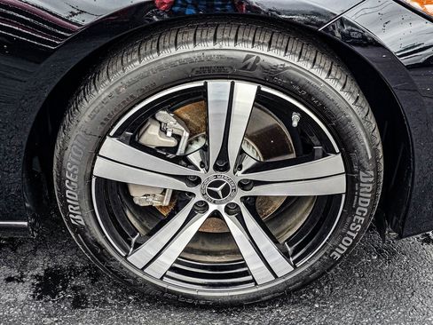 Used 2025 Mercedes-Benz C 300 4MATIC Sedan image 9