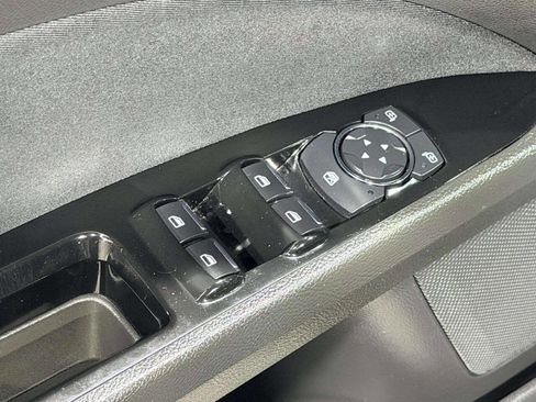 Used 2016 Ford Fusion SE image 14