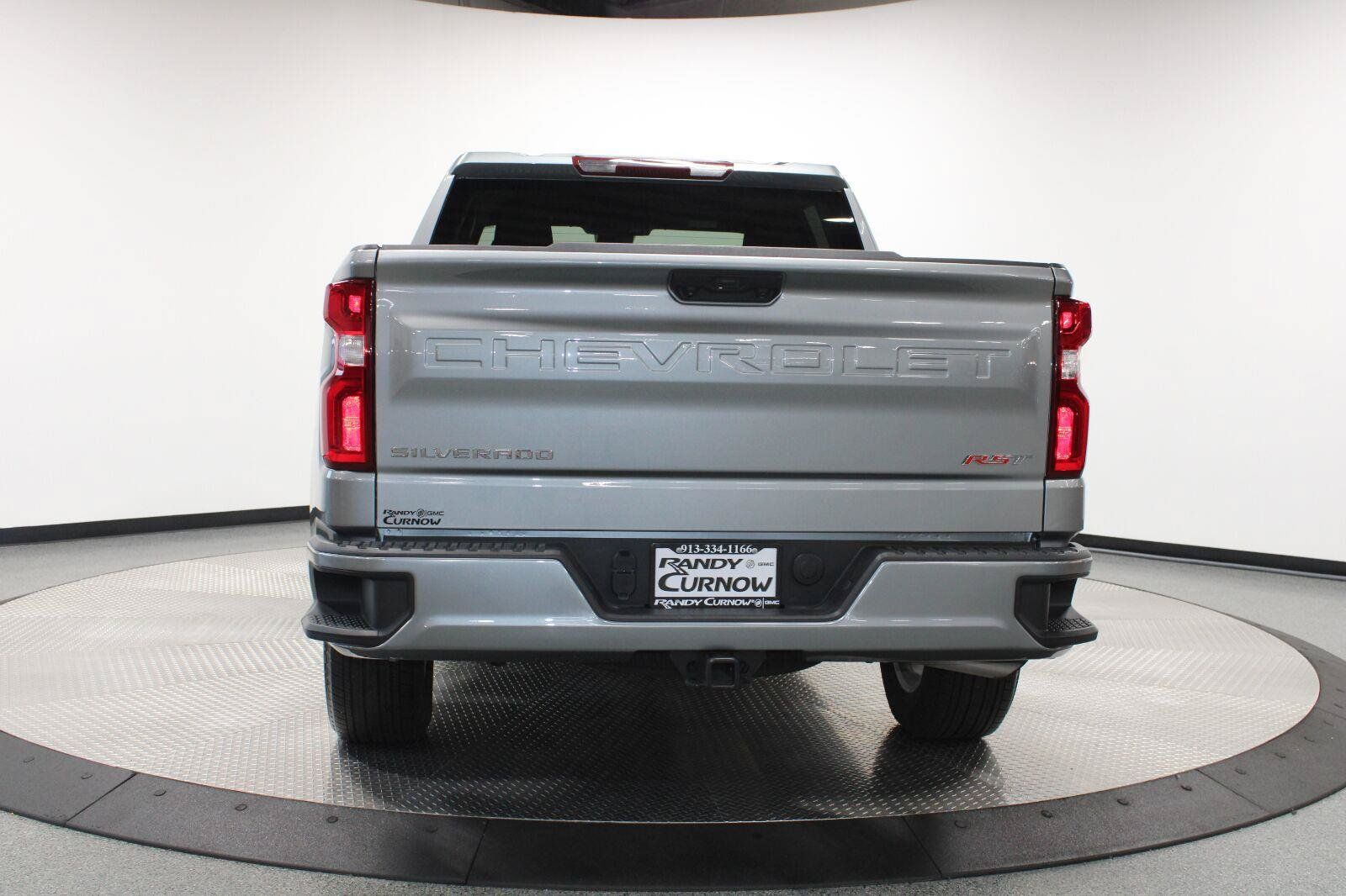 Used 2026 Chevrolet Silverado 1500 RST AWD/4WD image 9