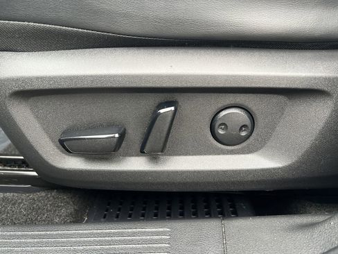 Used 2021 Nissan Rogue Platinum image 23