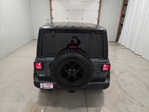 Used 2024 Jeep Wrangler Unlimited Sport AWD/4WD image 5