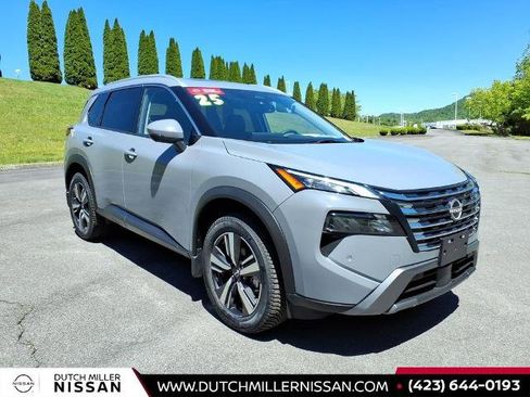 Certified 2025 Nissan Rogue SL w/ SL Premium Package AWD/4WD image 1
