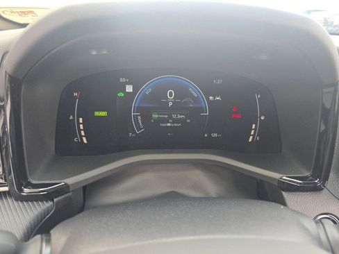 Used 2026 Toyota Camry SE w/ Convenience Package FWD image 17