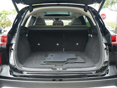 Used 2025 INFINITI QX50 Luxe AWD/4WD image 17
