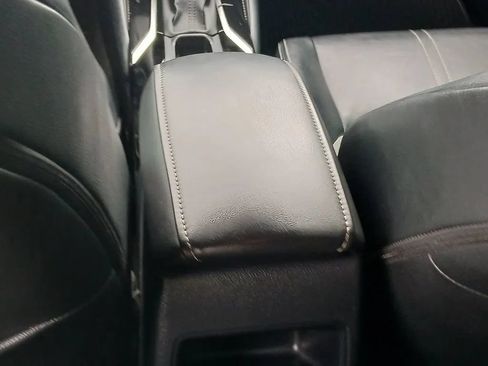 Used 2020 Toyota Corolla XSE FWD image 19