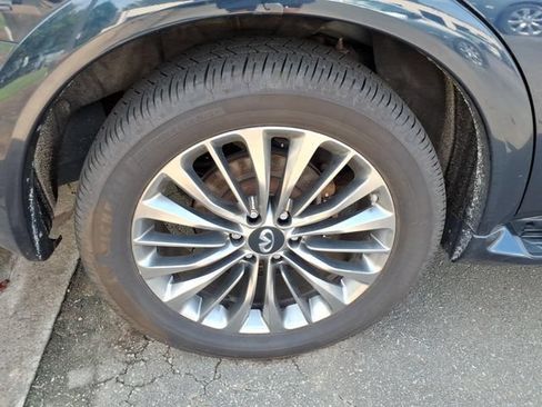 Used 2019 INFINITI QX80 Luxe w/ 22" Wheel Package AWD/4WD image 12