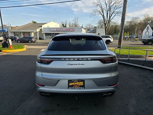 Used 2020 Porsche Cayenne Turbo AWD/4WD image 25
