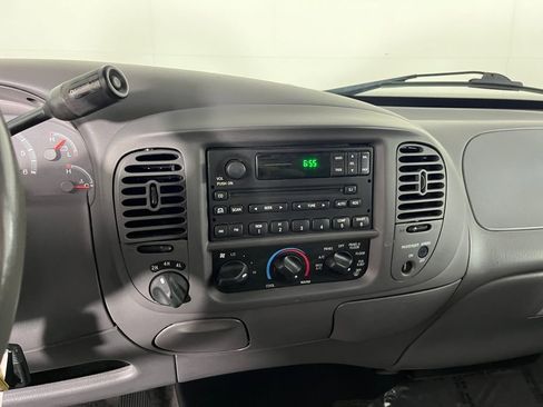 Used 2003 Ford F150 XL image 24