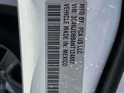 Used 2022 Jeep Compass Latitude w/ Convenience Group image 37