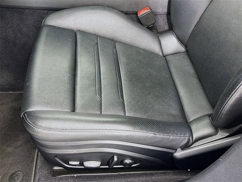 Certified 2023 Porsche Panamera Platinum Edition image 13