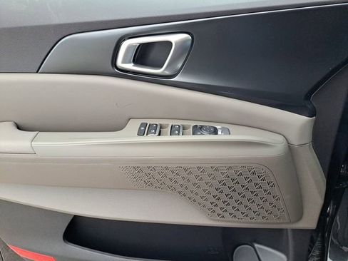 New 2026 Kia Carnival image 16