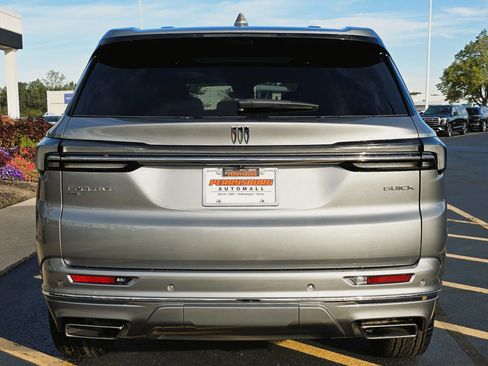 New 2026 Buick Enclave Avenir w/ Super Cruise Package image 6