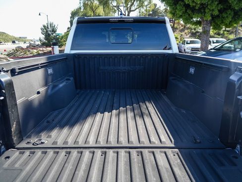 Certified 2024 Toyota Tacoma SR5 AWD/4WD image 26