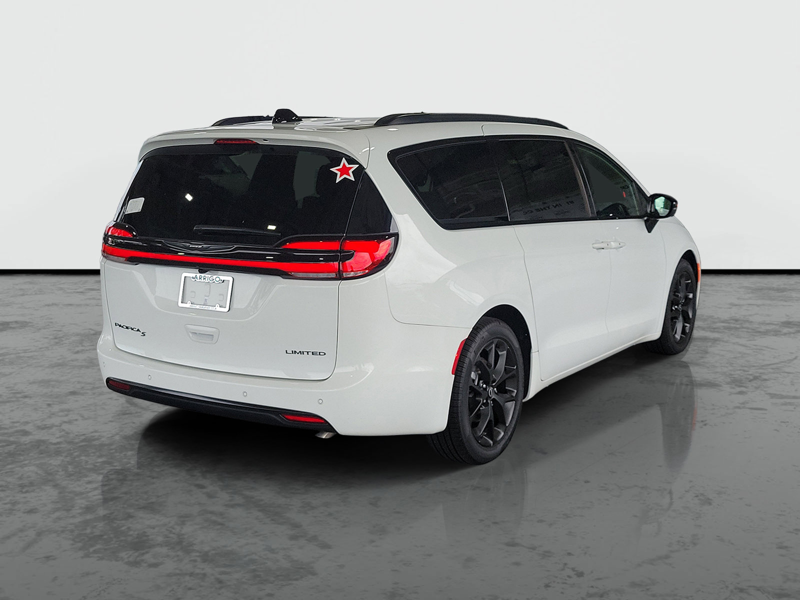 New 2026 Chrysler Pacifica Limited w/ S Appearance Package FWD image 2