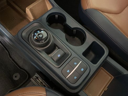 Used 2022 Ford Maverick Lariat w/ Lariat Luxury Package image 24