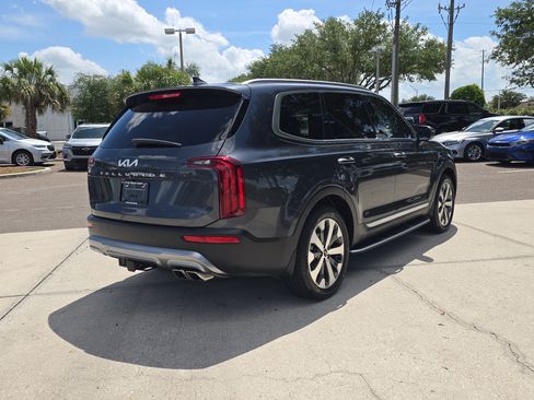 Certified 2022 Kia Telluride S FWD image 8