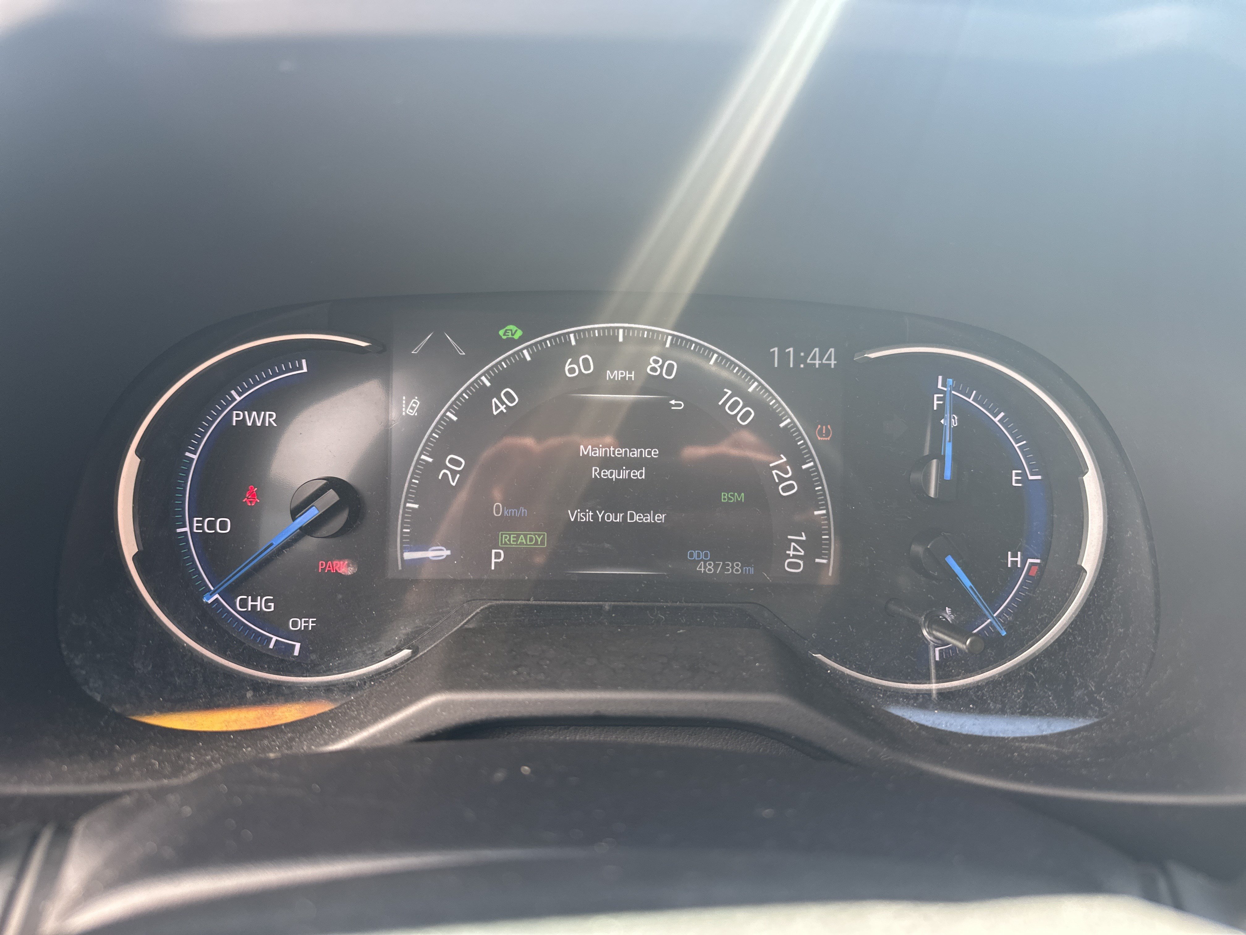 Used 2025 Toyota RAV4 XLE AWD/4WD image 20