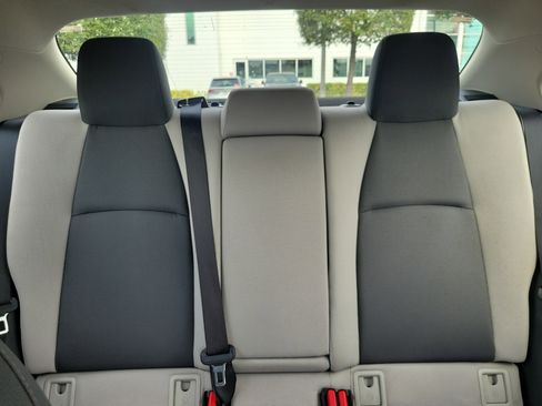 Used 2022 Toyota Corolla LE image 21