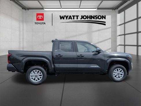 New 2026 Toyota Tacoma SR5 AWD/4WD image 7