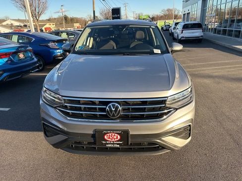 Used 2022 Volkswagen Tiguan S image 3
