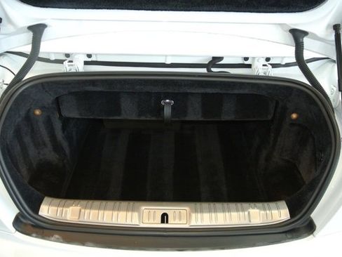 Used 2019 Rolls-Royce Dawn image 21