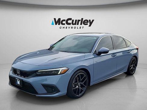 Used 2022 Honda Civic Sport Touring image 3