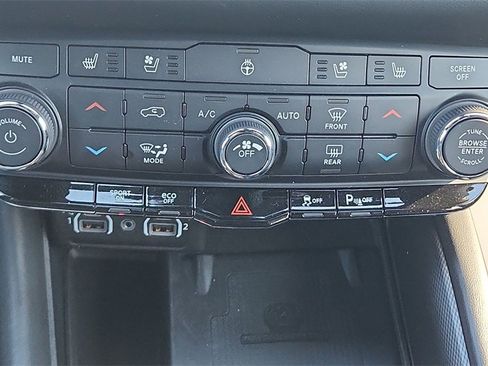 Used 2022 Dodge Durango R/T w/ Blacktop Package image 23