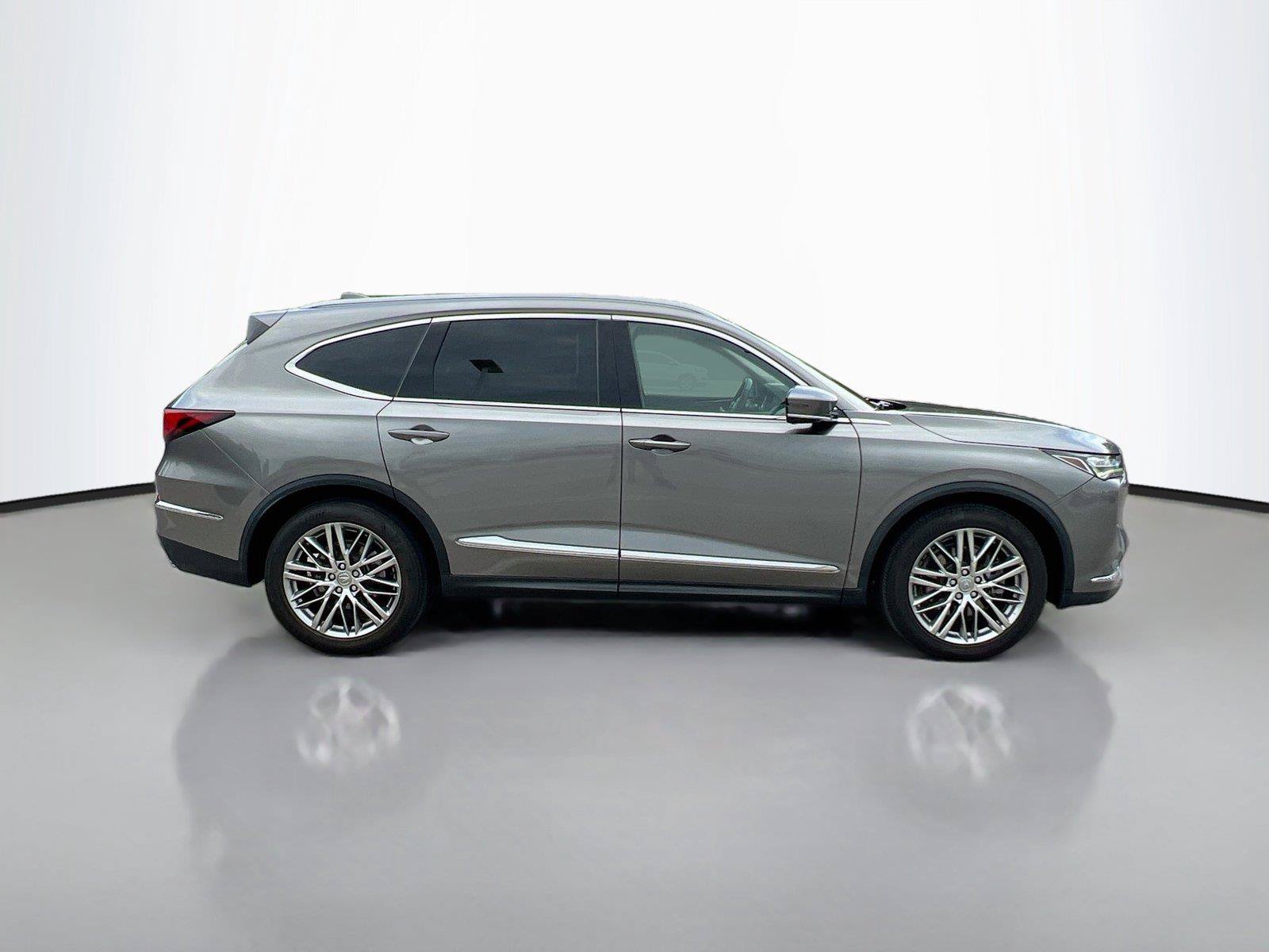 Used 2022 Acura MDX w/ Advance Package AWD/4WD image 18