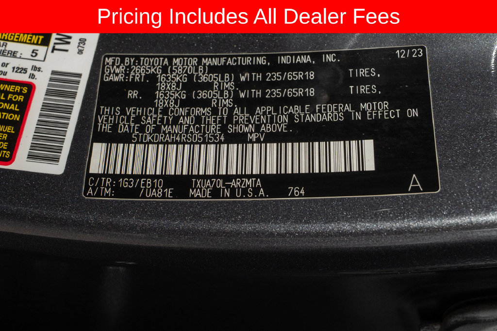 Used 2024 Toyota Highlander XLE FWD image 23