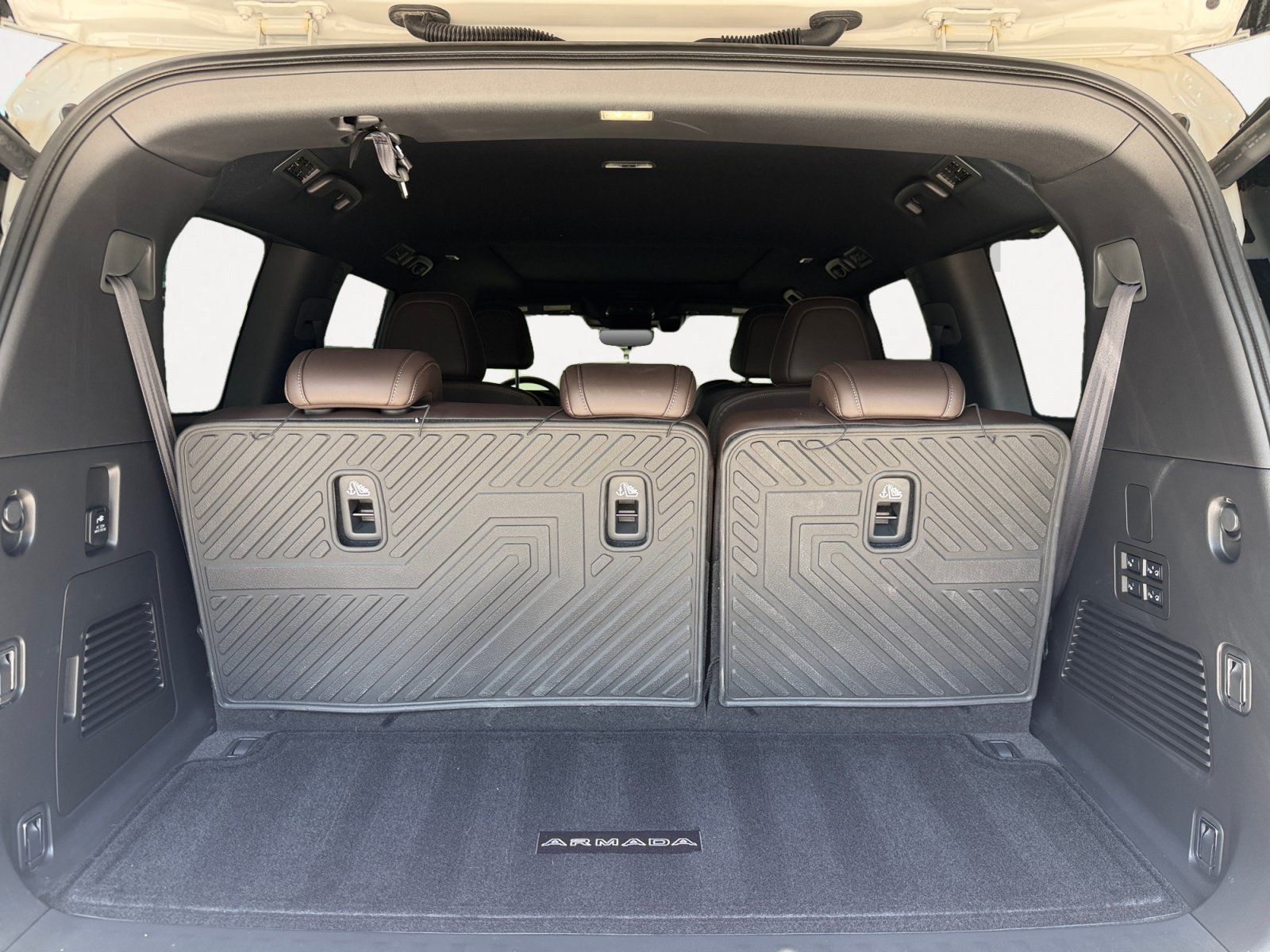 Used 2026 Nissan Armada Platinum AWD/4WD image 14