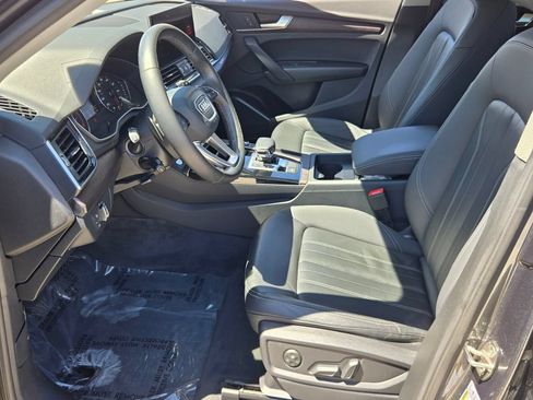 Used 2023 Audi Q5 2.0T Premium w/ Convenience Package AWD/4WD image 10