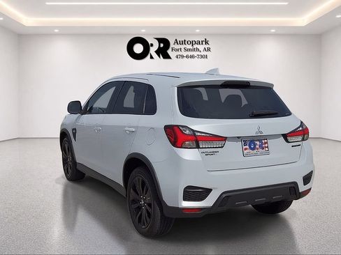Used 2026 Mitsubishi Outlander Sport AWD image 4