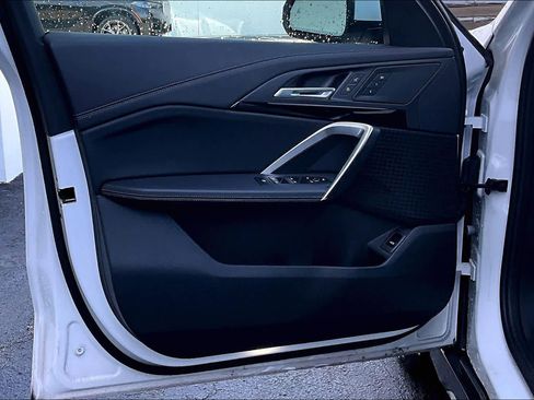 Certified 2025 BMW X1 xDrive28i image 24