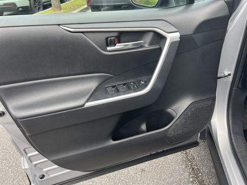 Used 2024 Toyota RAV4 XLE FWD image 14