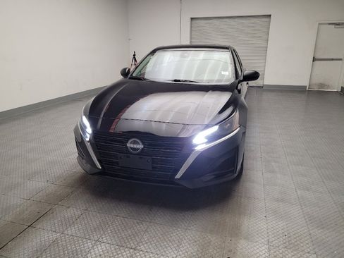 Used 2024 Nissan Altima 2.5 SV AWD/4WD image 15