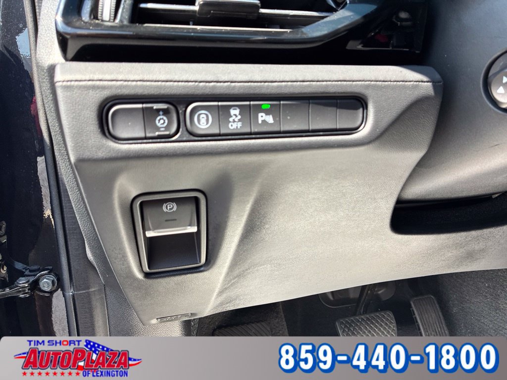 Used 2024 Acura MDX w/ Technology Package FWD image 32