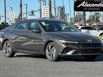 New 2025 Hyundai Elantra SEL